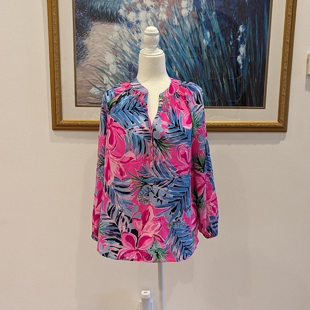 NWOT Med Lilly Pulitzer Elsa Blouse